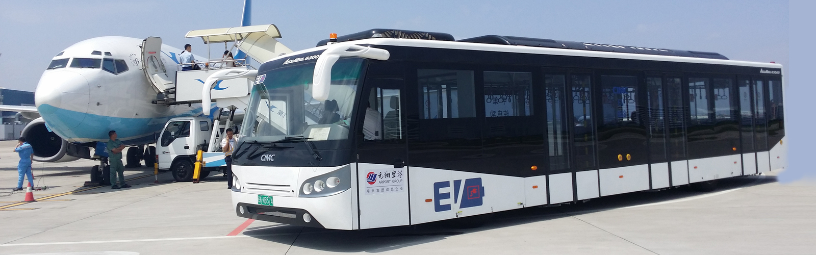 Xe tải phục vụ